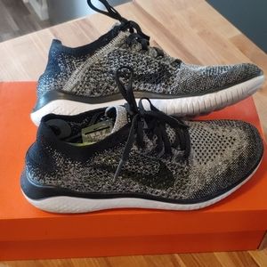 Nike free RN flyknit running sneakers